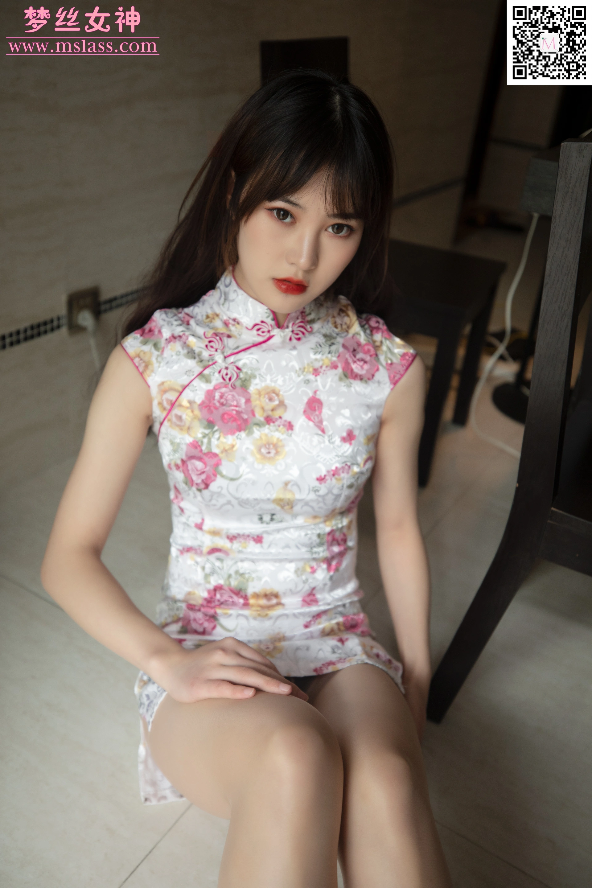 MSLASS梦丝女神 - 2019.11.17 NO.065 小唐嫣 旗袍下的包裹 3